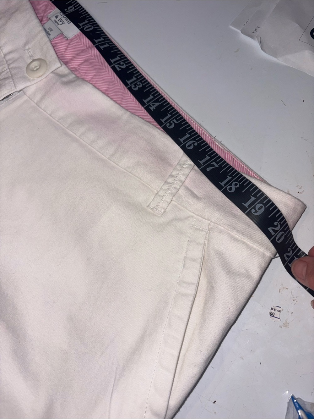 Crown & Ivy Women's Caroline White Chino Shorts 18w Caroline - Picture 3 of 9